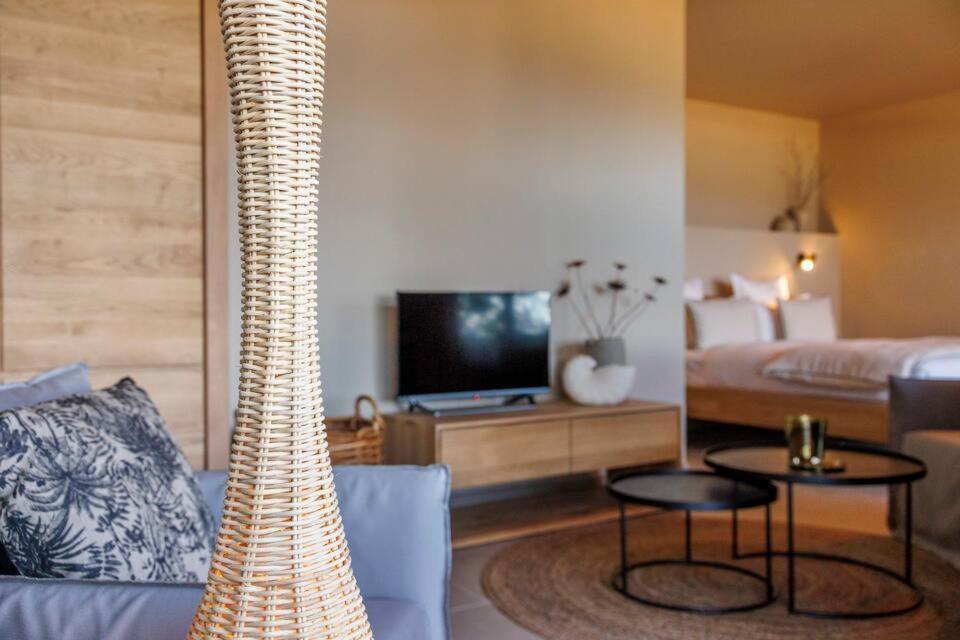 Boutique Hotel Chateau Rouher Проприано Экстерьер фото